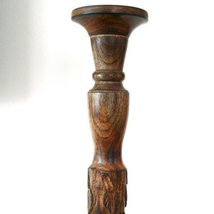 Anthropologie Carved Leaf Wood Candle Holder Made in New Zealand